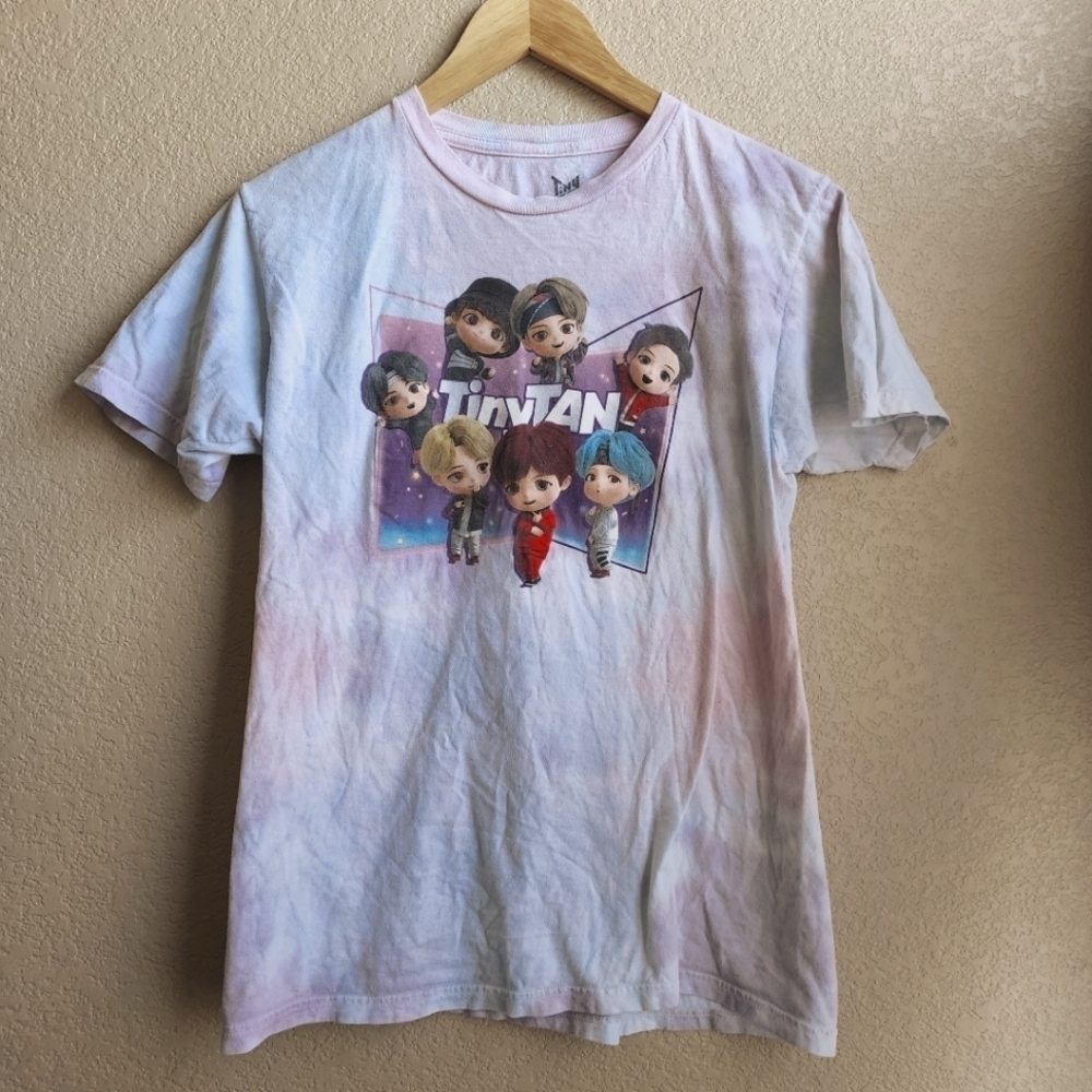 BTS TinyTAN Pink Tie dye Short Sleeve shirt size M